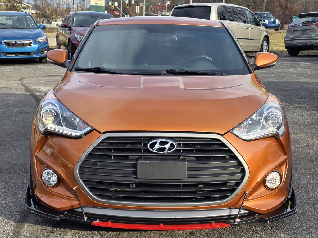 2016 Hyundai Veloster Image 4