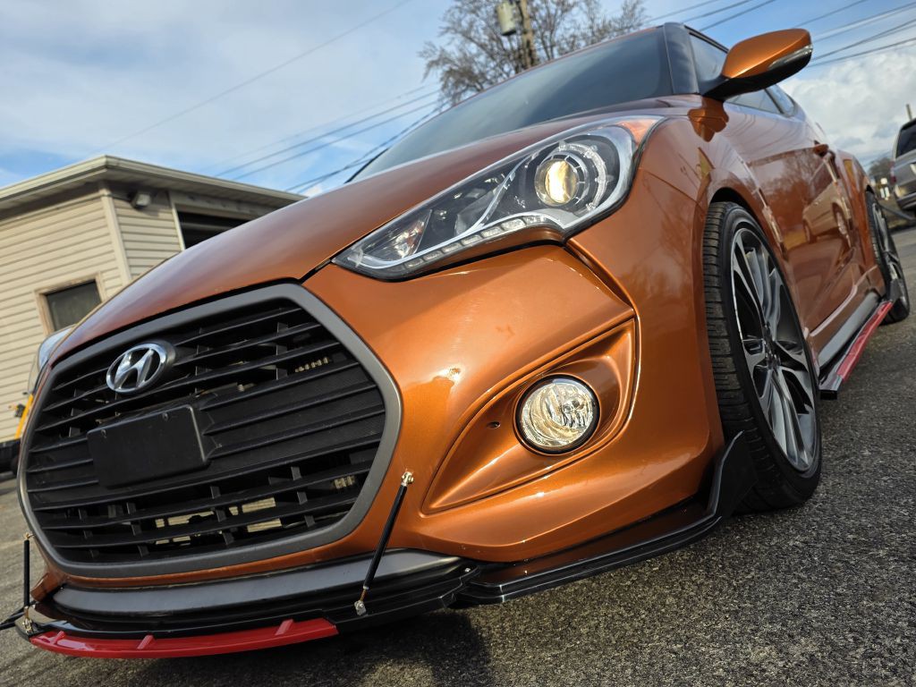 2016 Hyundai Veloster Image 17