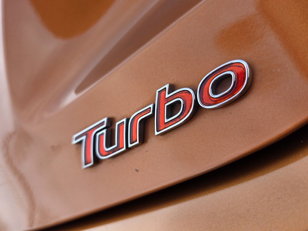 2016 Hyundai Veloster Image 19