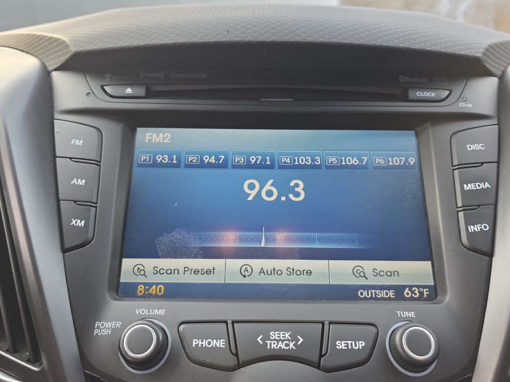 2016 Hyundai Veloster Image 36