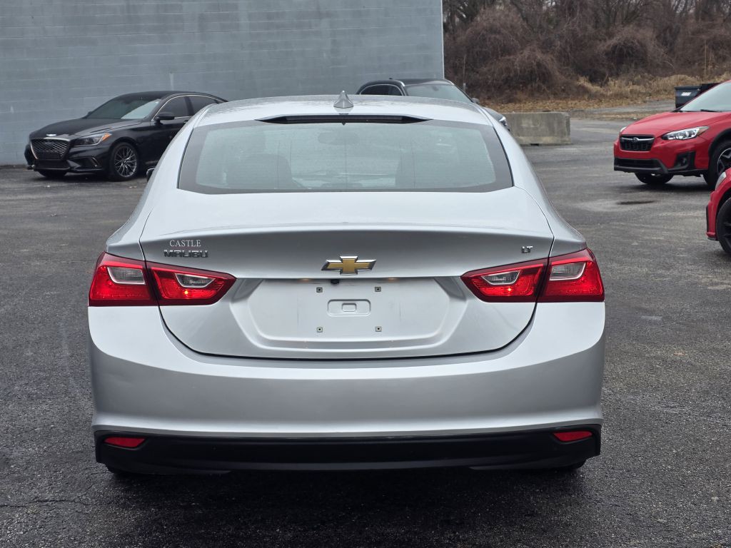 2018 Chevrolet Malibu Image 10