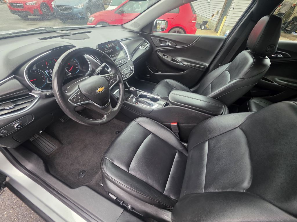 2018 Chevrolet Malibu Image 15