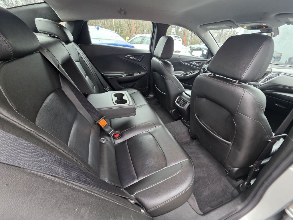 2018 Chevrolet Malibu Image 22
