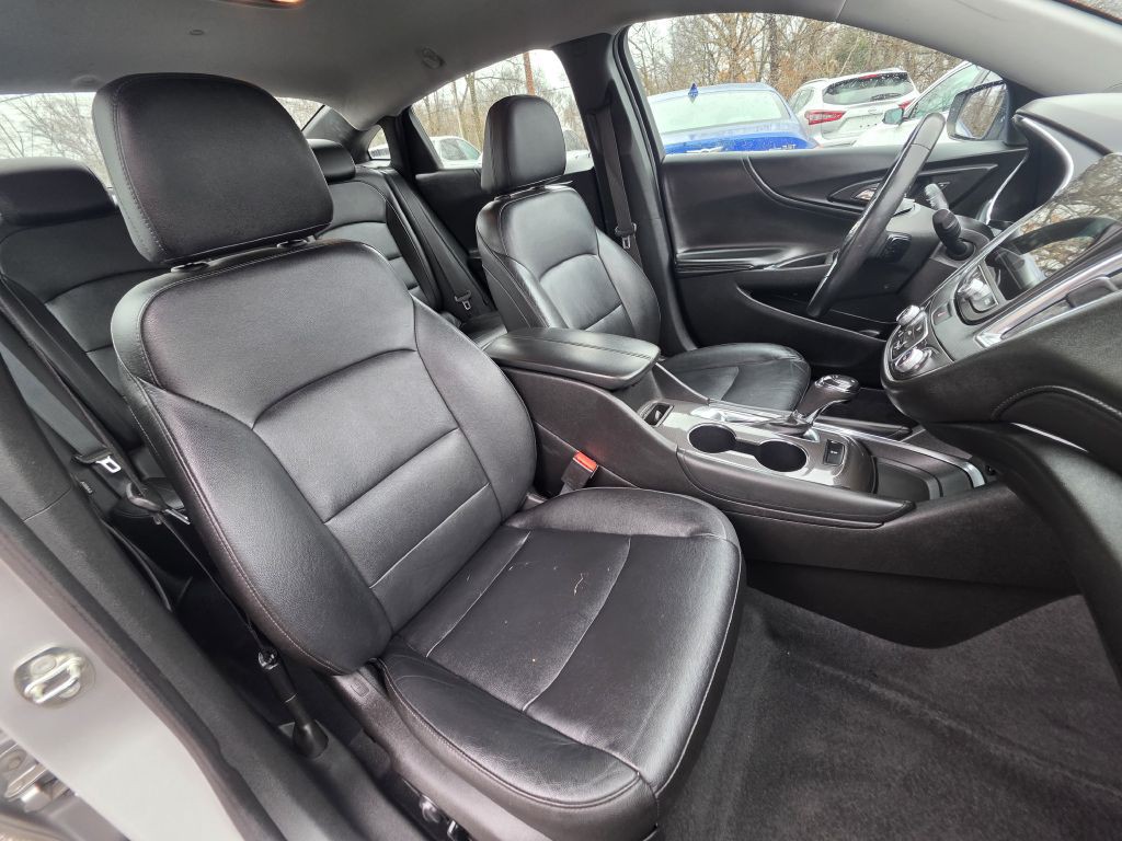 2018 Chevrolet Malibu Image 24