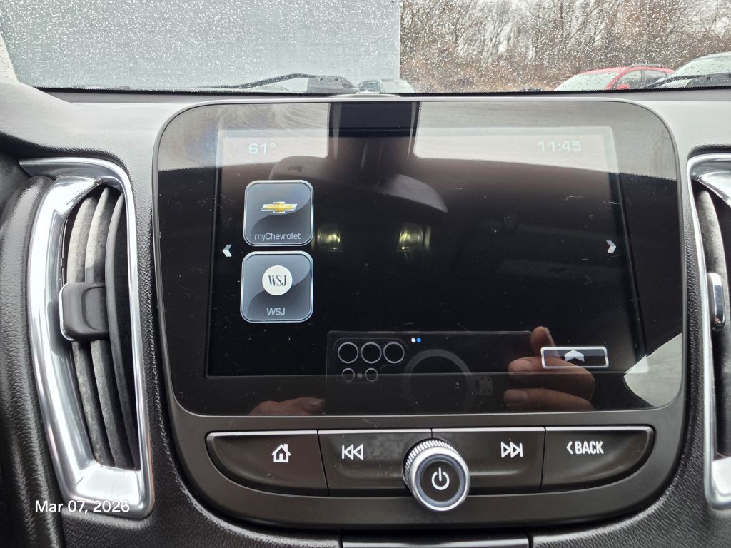 2018 Chevrolet Malibu Image 35