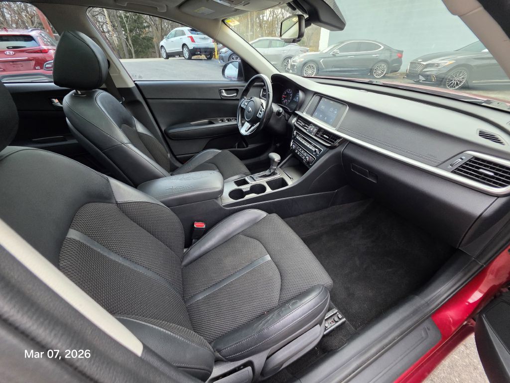 2019 Kia Optima Image 23