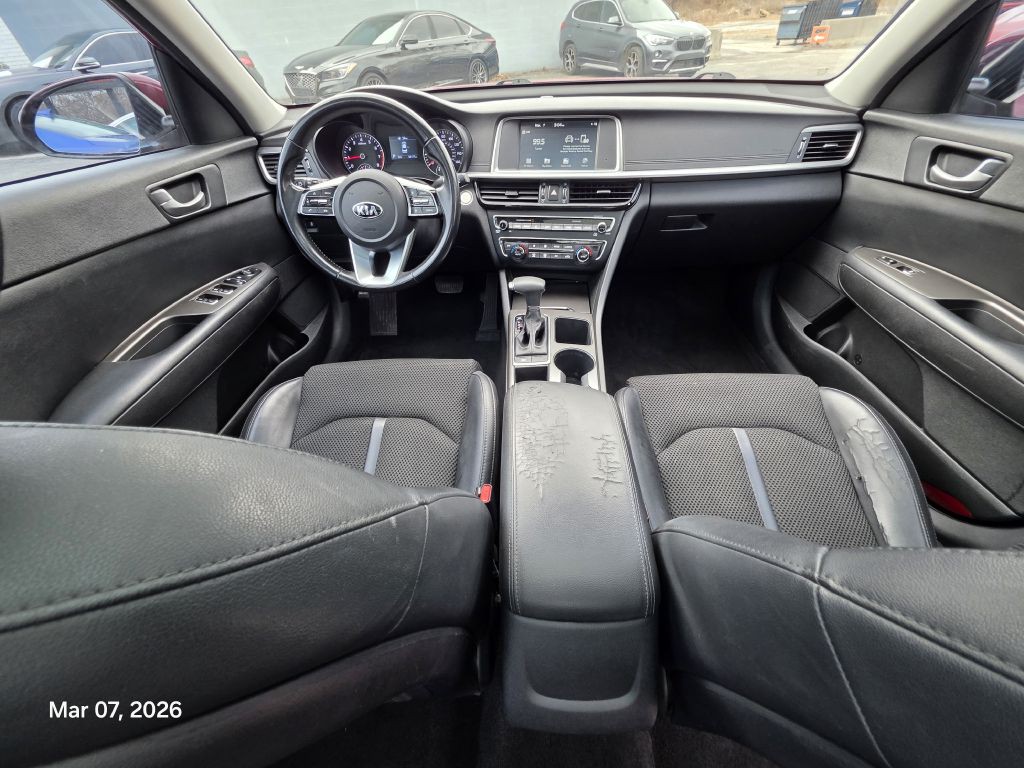2019 Kia Optima Image 25