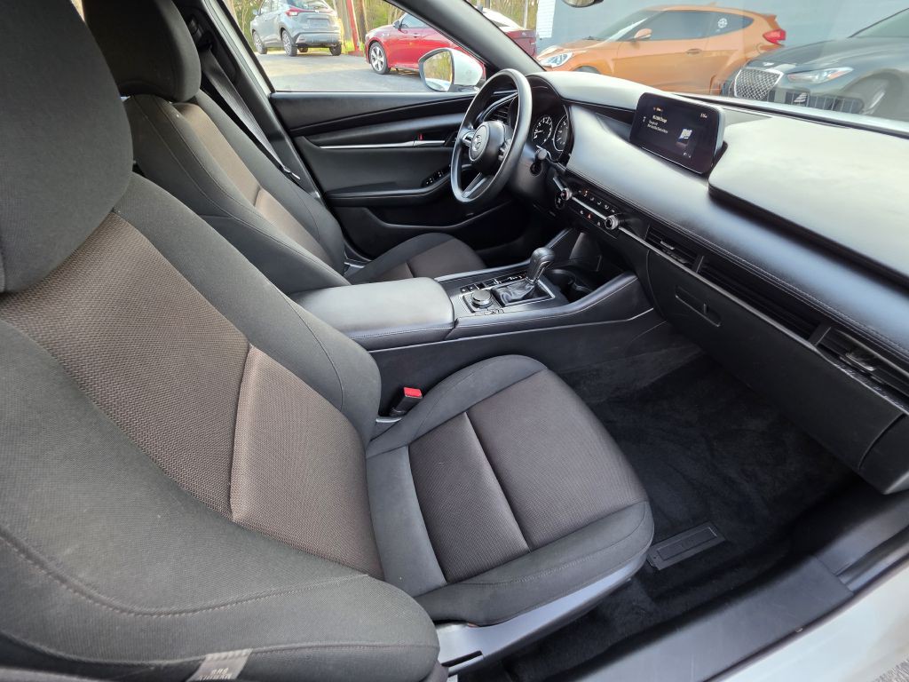 2022 Mazda Mazda3 Image 26
