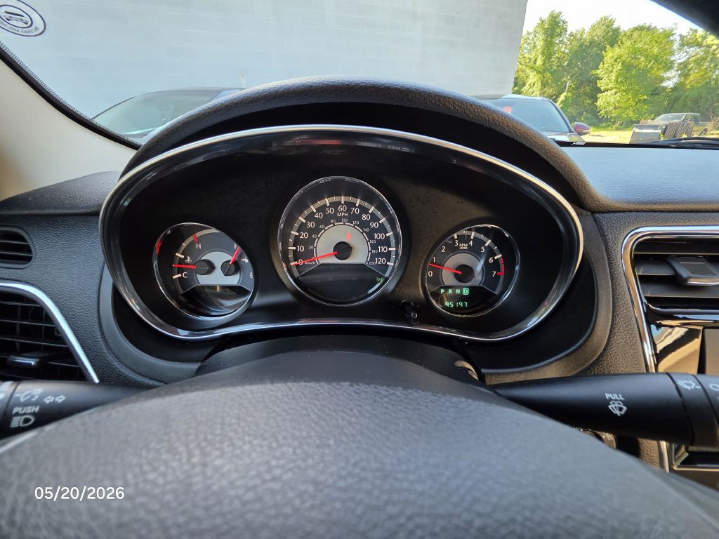 2014 Chrysler 200 Image 26