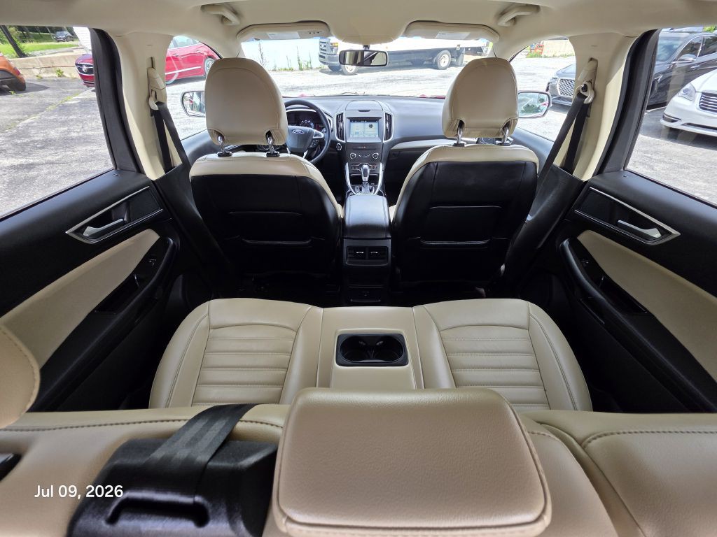 2017 Ford Edge Image 23