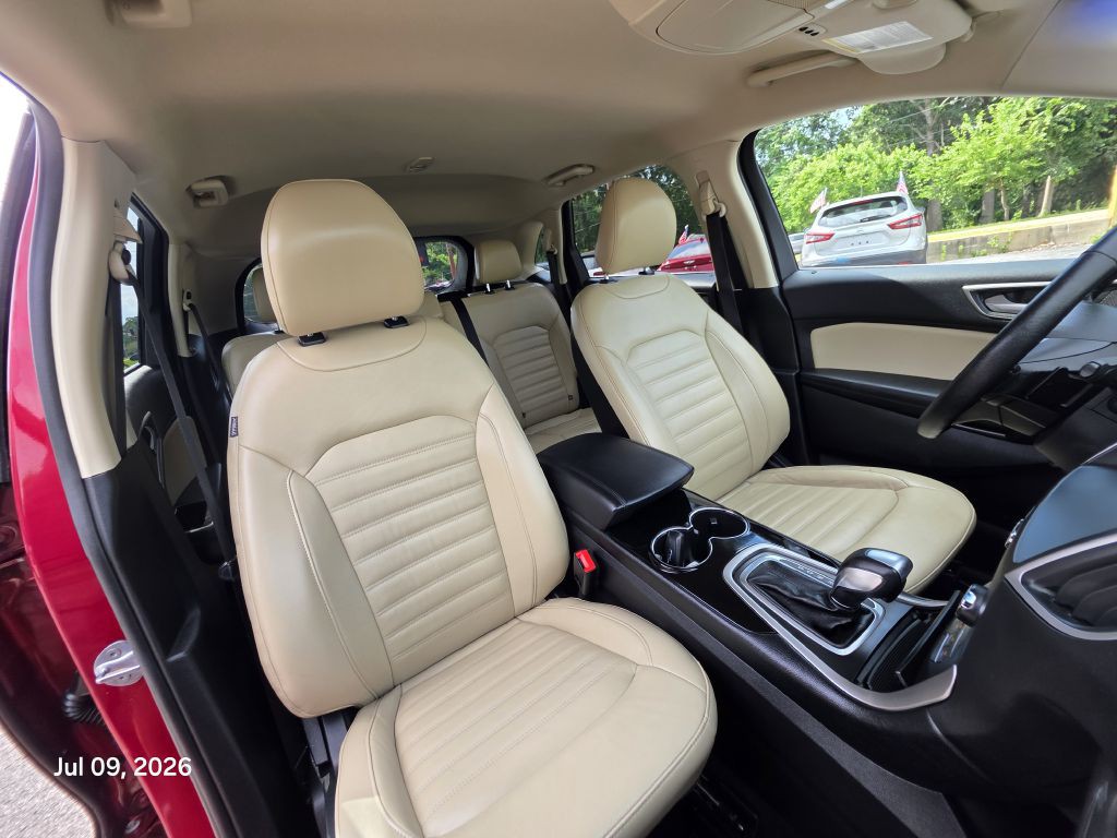 2017 Ford Edge Image 28