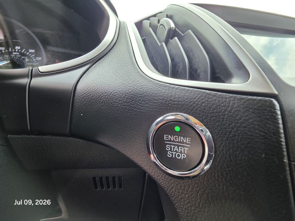 2017 Ford Edge Image 33
