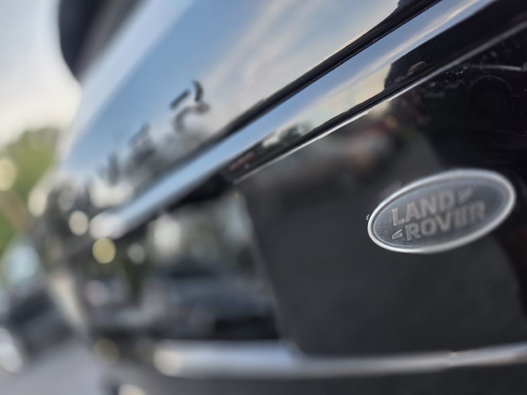 2017 Land Rover Range Rover Image 12