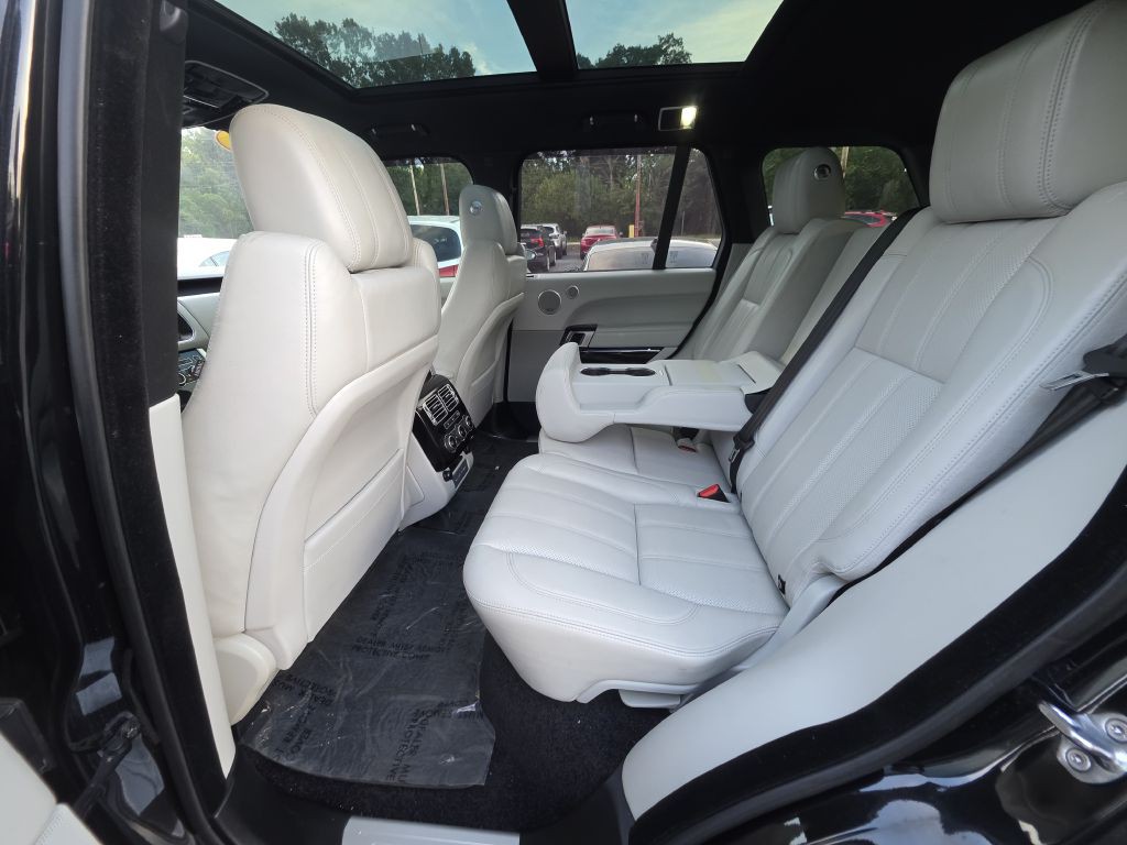 2017 Land Rover Range Rover Image 27