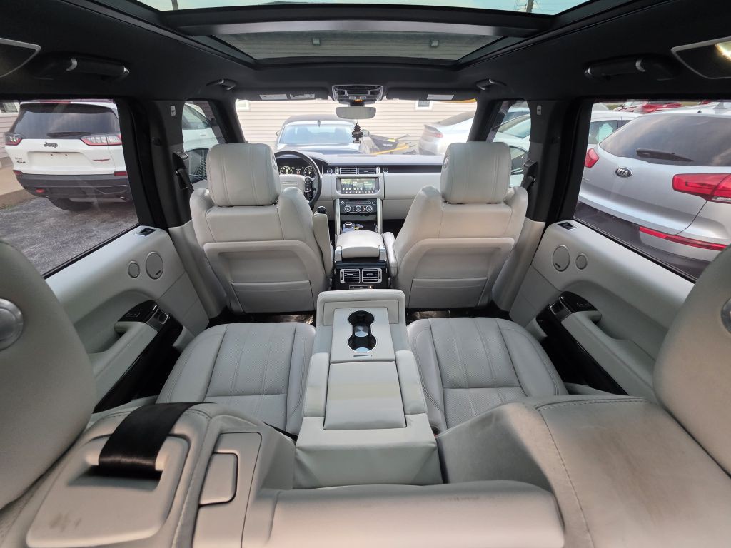 2017 Land Rover Range Rover Image 29
