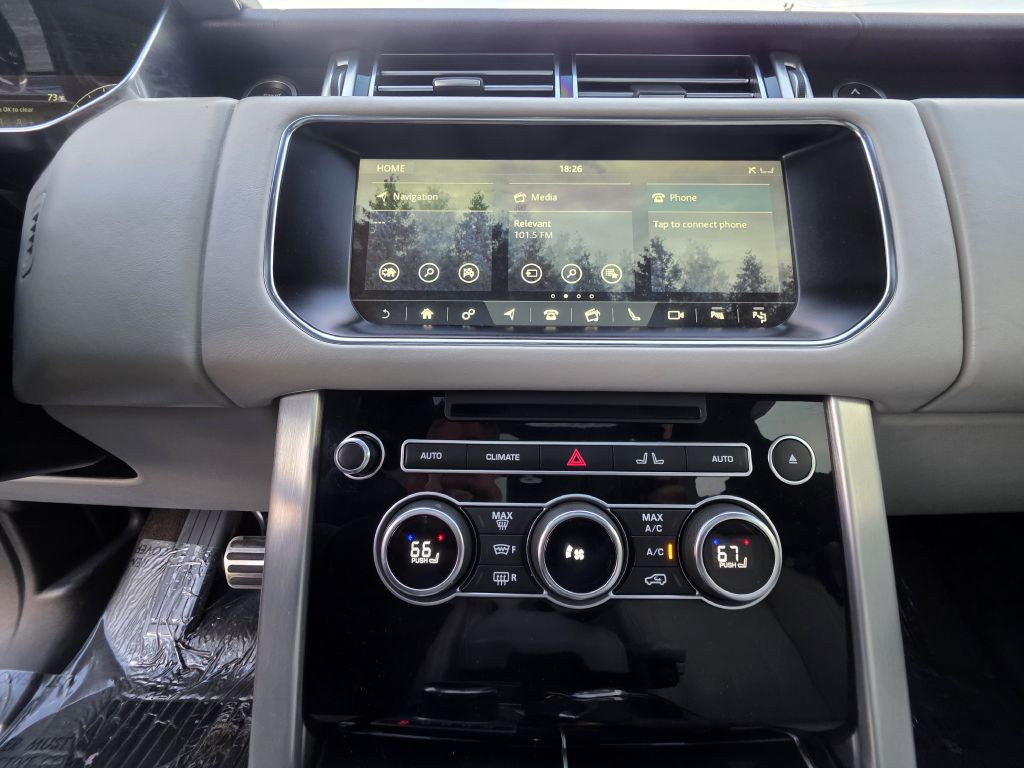 2017 Land Rover Range Rover Image 42