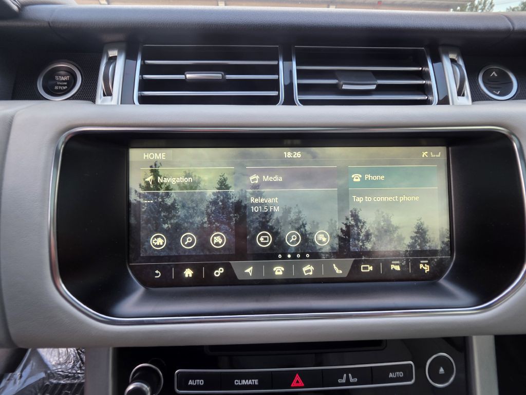 2017 Land Rover Range Rover Image 45