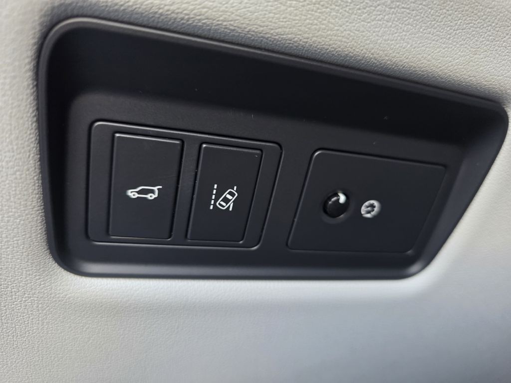 2017 Land Rover Range Rover Image 54