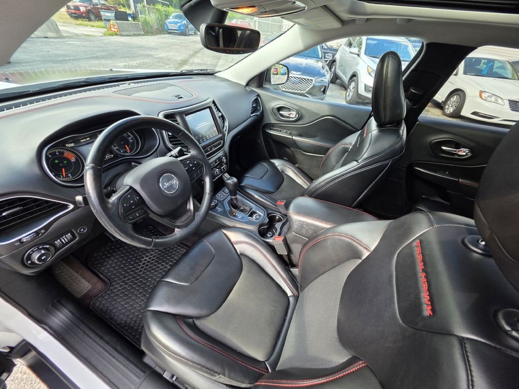 2019 Jeep Cherokee Image 28