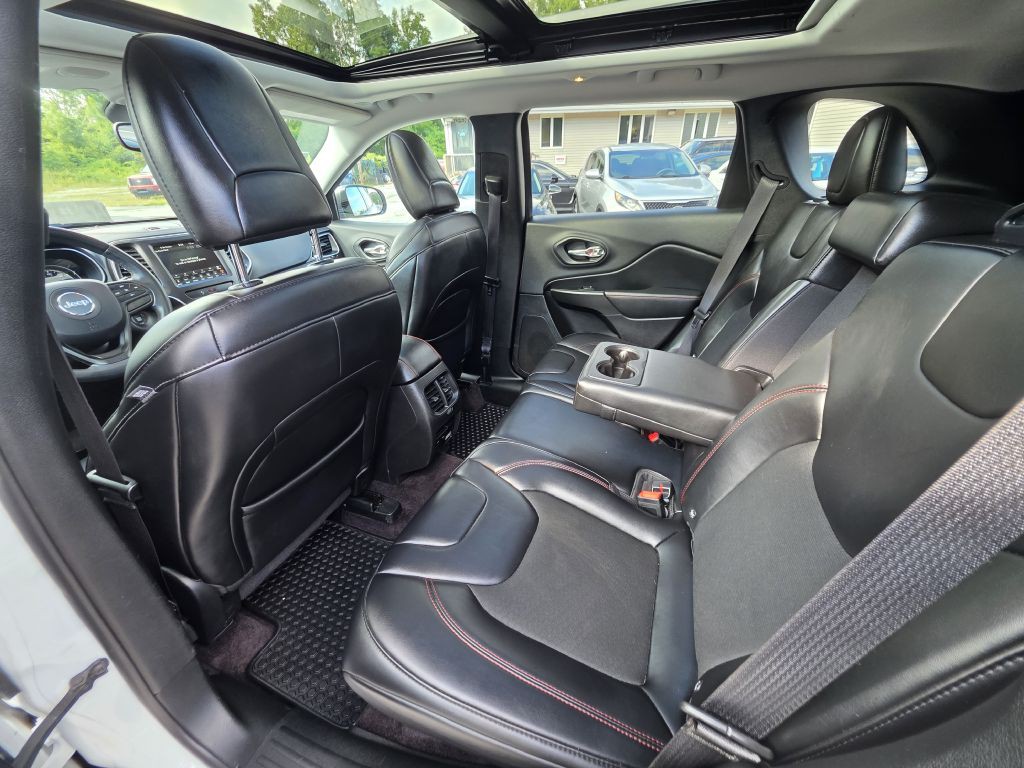 2019 Jeep Cherokee Image 29