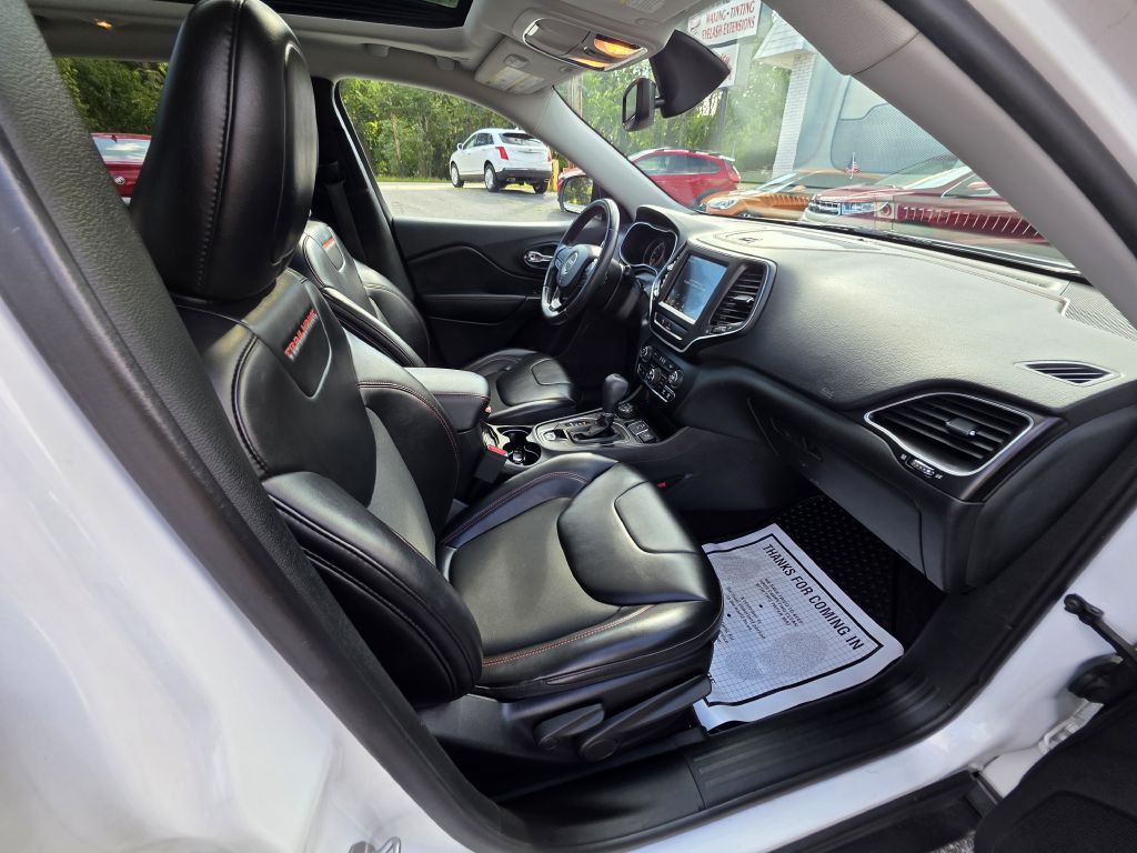2019 Jeep Cherokee Image 34