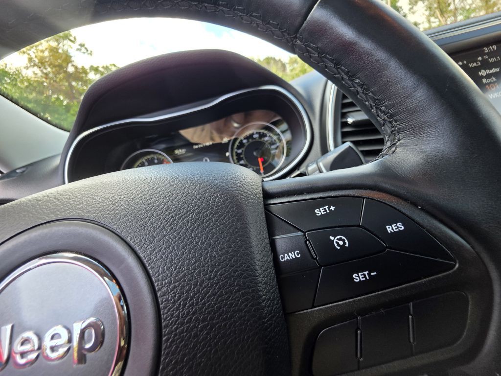 2019 Jeep Cherokee Image 50