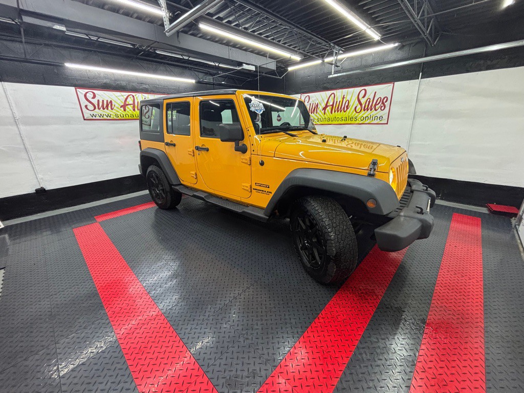 2012 Jeep Wrangler Unlimited Image 13