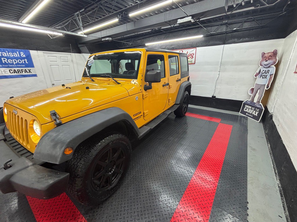 2012 Jeep Wrangler Unlimited Image 15