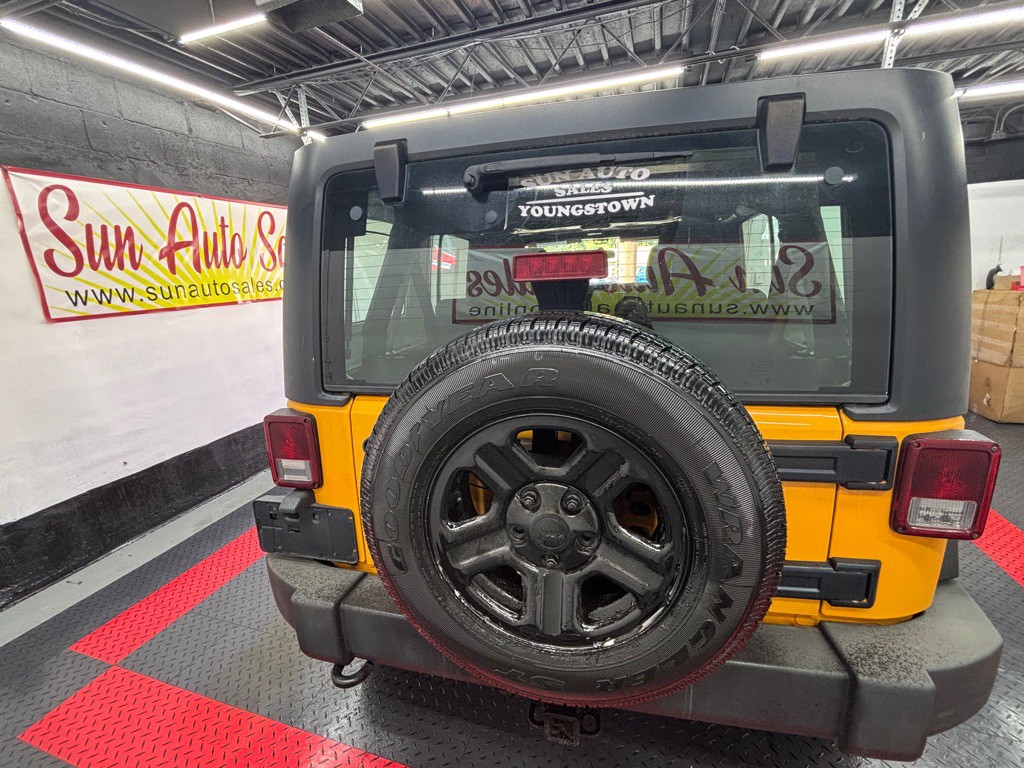 2012 Jeep Wrangler Unlimited Image 17