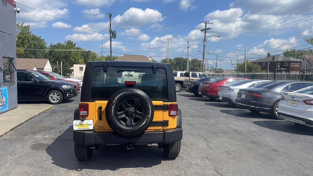 2012 Jeep Wrangler Unlimited Image 3