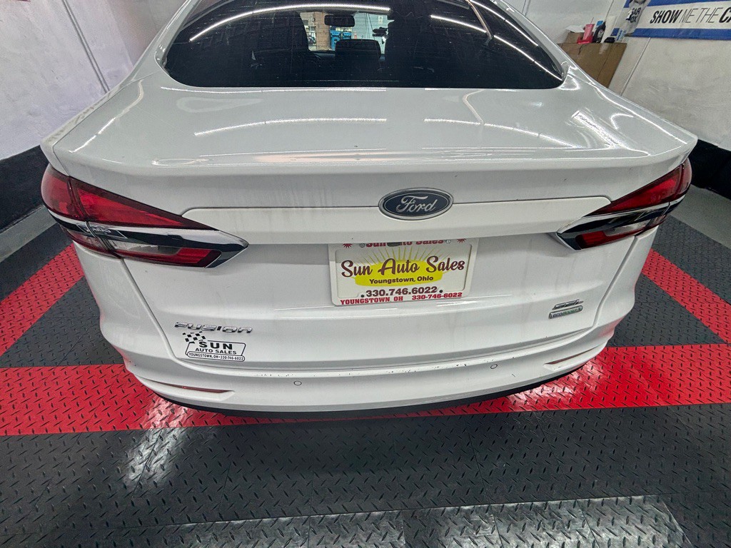 2019 Ford Fusion Image 5