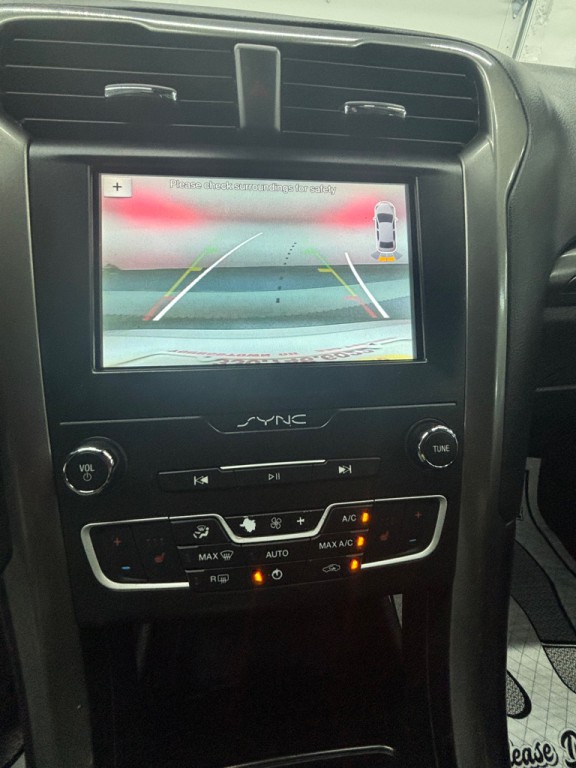 2019 Ford Fusion Image 16