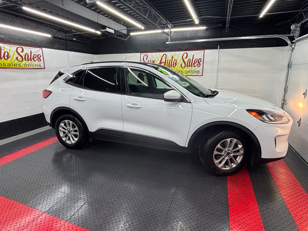 2020 Ford Escape Image 21