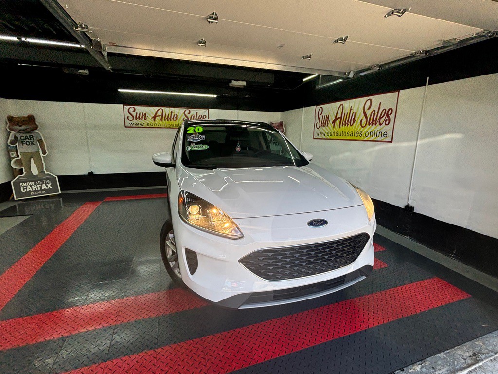 2020 Ford Escape Image 18