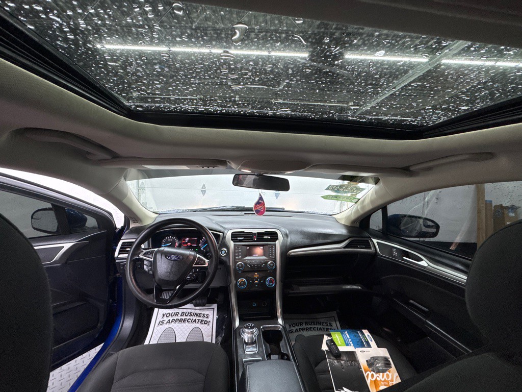 2018 Ford Fusion Image 12