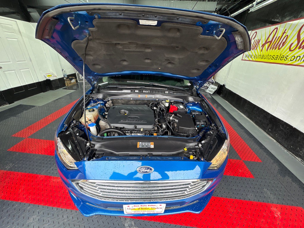 2018 Ford Fusion Image 17