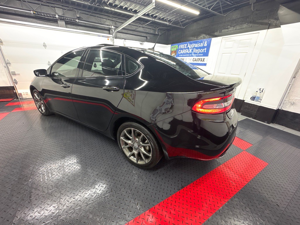 2015 Dodge Dart Image 9