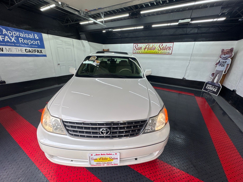 2003 Toyota Avalon Image 2