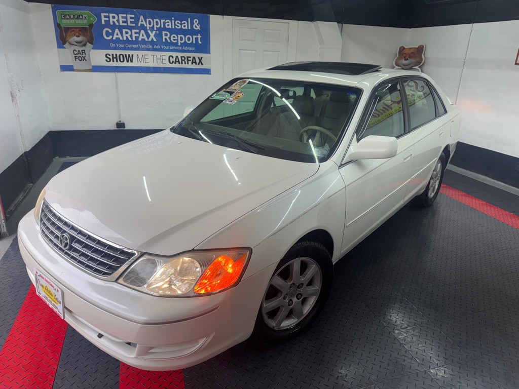 2003 Toyota Avalon Image 3