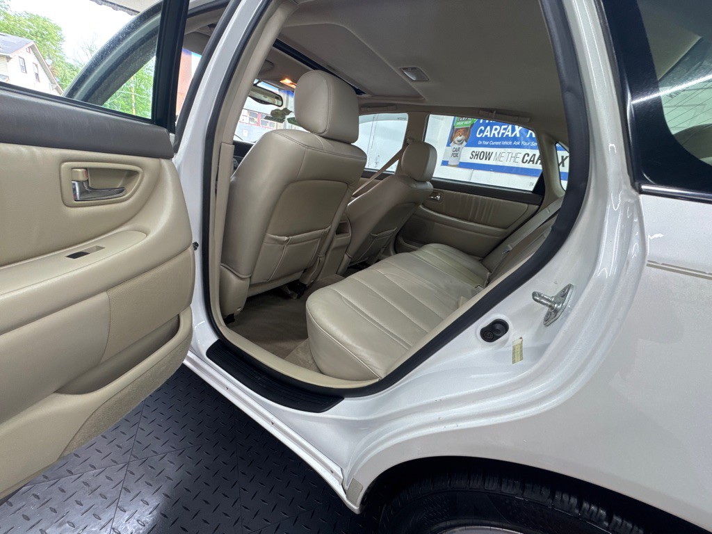 2003 Toyota Avalon Image 5