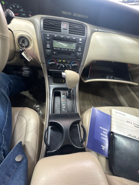 2003 Toyota Avalon Image 15