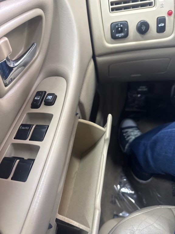 2003 Toyota Avalon Image 17