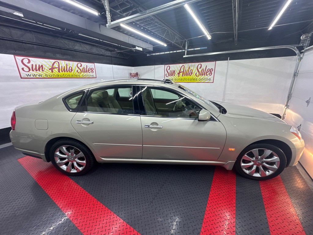 2006 INFINITI M35 Image 6