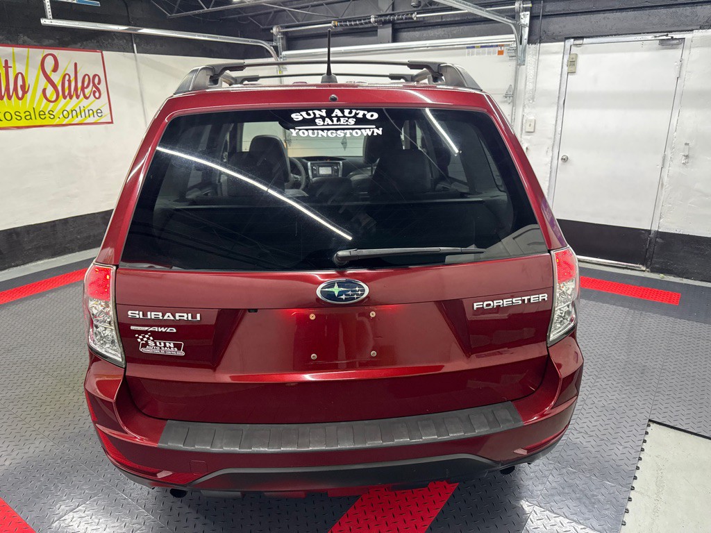 2012 Subaru Forester Image 2