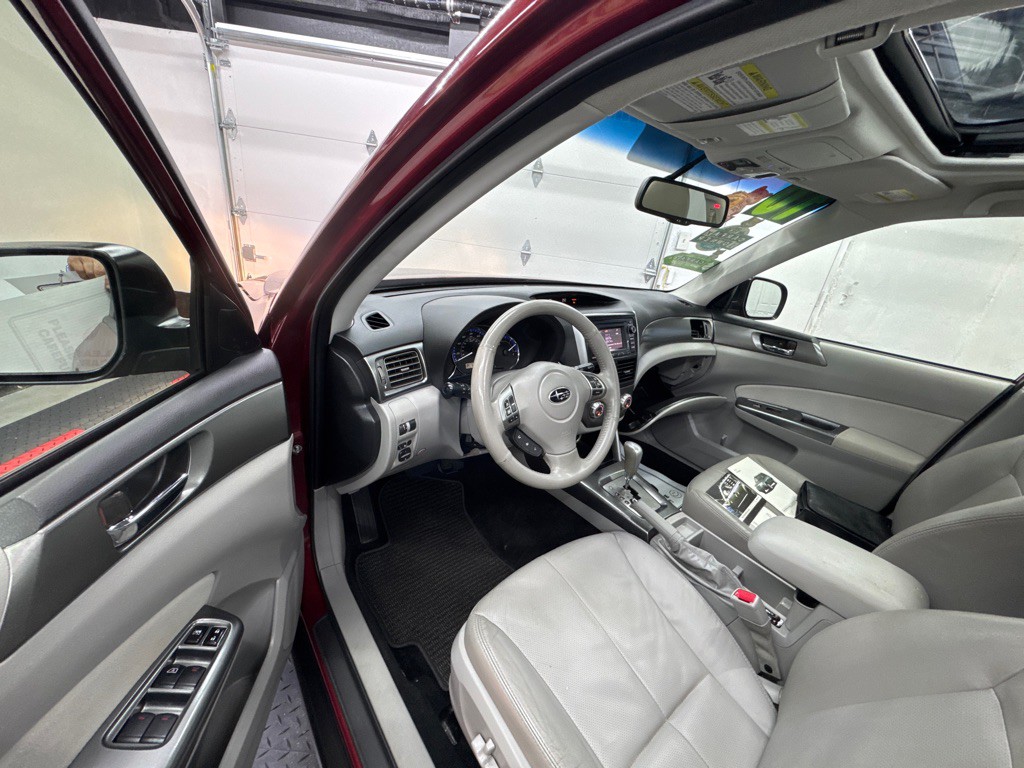 2012 Subaru Forester Image 7