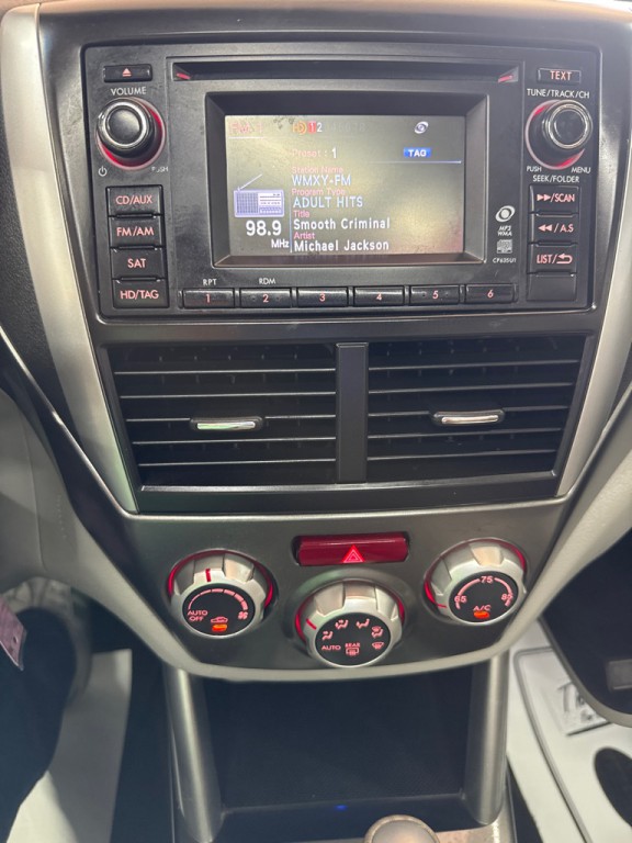 2012 Subaru Forester Image 11