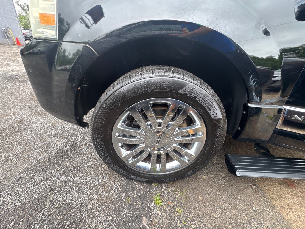 2008 Lincoln Navigator Image 13