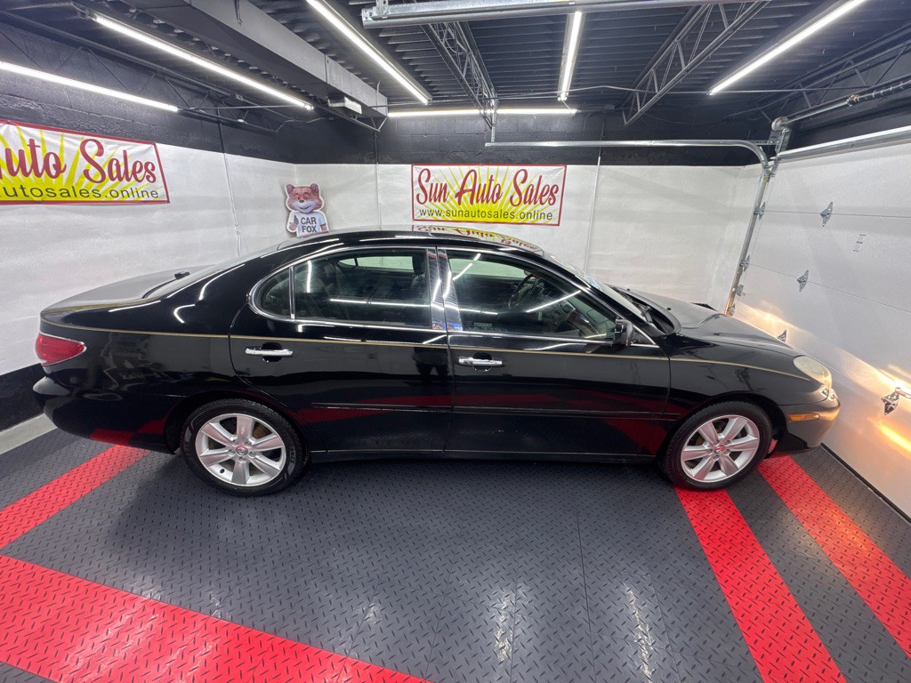 2005 Lexus ES Image 8