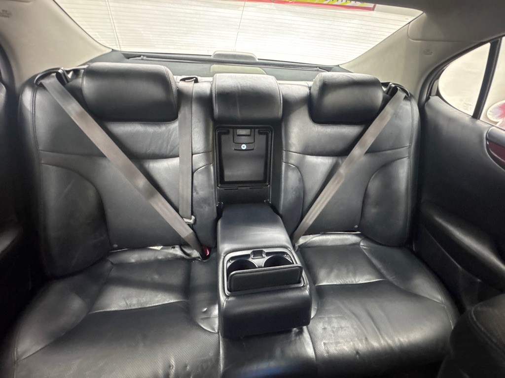 2005 Lexus ES Image 10