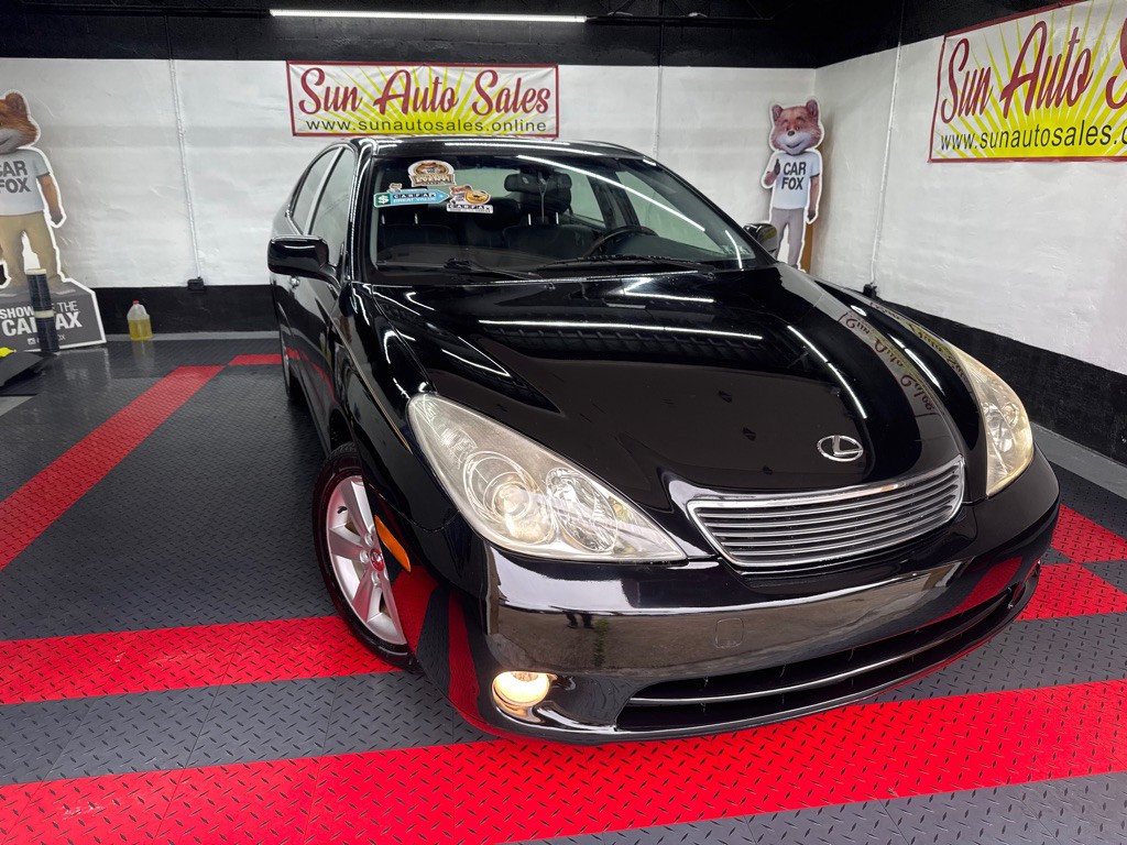 2005 Lexus ES Image 1